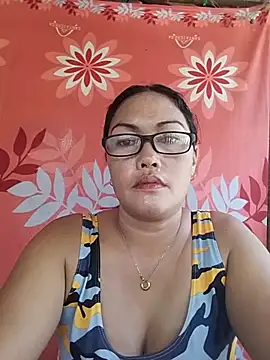 Snapshot of sexymom_siovie chatting on May 2026 04:41:01 AM sexymom siovie online show from May 2026 04:41:01 AM