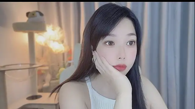 Snapshot of Yumi_yuni chatting on May 2026 06:08:01 AM Yumi yuni online show from May 2026 06:08:01 AM