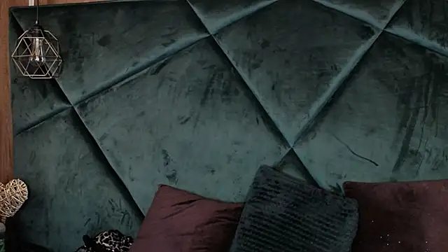 LannaQuinn online show from February 2026 04:02:01 AM