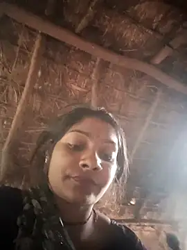 Hotty raghni online show from February 2026 02:40:02 AM