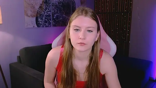 Caroline Desire  online show from March 2026 07:44:01 AM