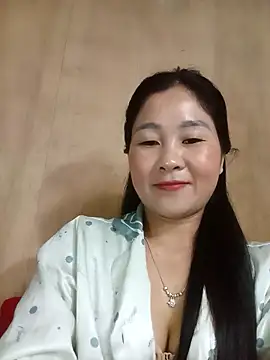 Snapshot of Dunk-namic chatting on April 2026 05:19:01 AM Dunk-namic online show from April 2026 05:19:01 AM