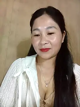 Snapshot of Dunk-namic chatting on April 2026 03:14:02 PM Dunk-namic online show from April 2026 03:14:02 PM