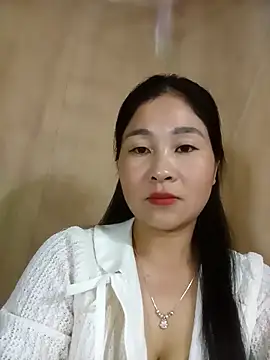 Snapshot of Dunk-namic chatting on April 2026 12:41:01 AM Dunk-namic online show from April 2026 12:41:01 AM