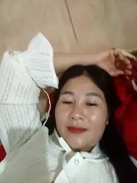 Snapshot of Dunk-namic chatting on April 2026 02:27:02 AM Dunk-namic online show from April 2026 02:27:02 AM