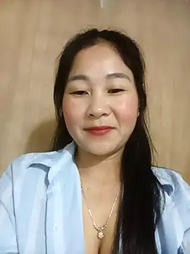 Snapshot of Dunk-namic chatting on May 2026 11:55:01 PM Dunk-namic online show from May 2026 11:55:01 PM
