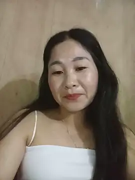 Snapshot of Dunk-namic chatting on May 2026 03:19:02 PM Dunk-namic online show from May 2026 03:19:02 PM