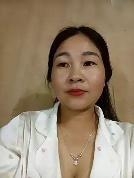 Snapshot of Dunk-namic chatting on May 2026 02:07:02 AM Dunk-namic online show from May 2026 02:07:02 AM