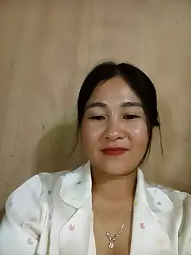 Snapshot of Dunk-namic chatting on May 2026 02:13:01 PM Dunk-namic online show from May 2026 02:13:01 PM