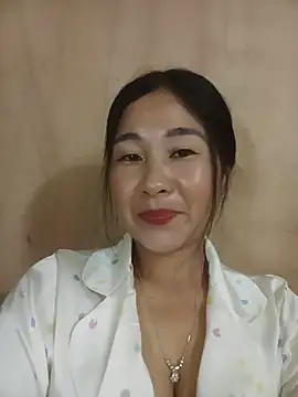Snapshot of Dunk-namic chatting on May 2026 01:25:01 AM Dunk-namic online show from May 2026 01:25:01 AM