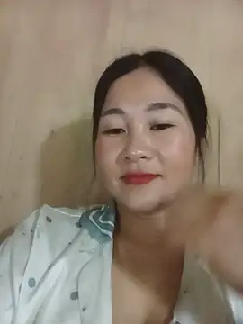 Snapshot of Dunk-namic chatting on June 2026 01:01:02 AM Dunk-namic online show from June 2026 01:01:02 AM