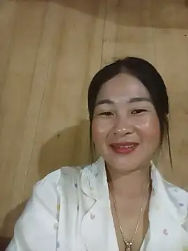 Snapshot of Dunk-namic chatting on July 2026 12:07:01 AM Dunk-namic online show from July 2026 12:07:01 AM