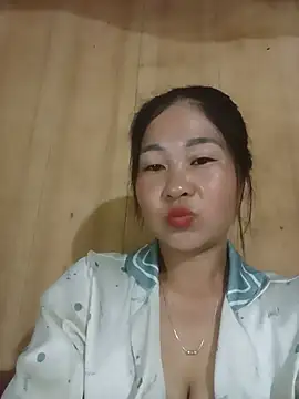 Snapshot of Dunk-namic chatting on July 2026 11:20:01 PM Dunk-namic online show from July 2026 11:20:01 PM