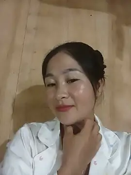 Snapshot of Dunk-namic chatting on July 2026 09:00:01 AM Dunk-namic online show from July 2026 09:00:01 AM