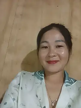 Snapshot of Dunk-namic chatting on August 2026 11:25:01 PM Dunk-namic online show from August 2026 11:25:01 PM