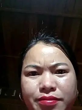 emlylyxinh online show from February 2026 07:04:01 AM