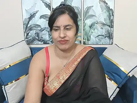 sara conorr online show from February 2026 05:19:01 AM