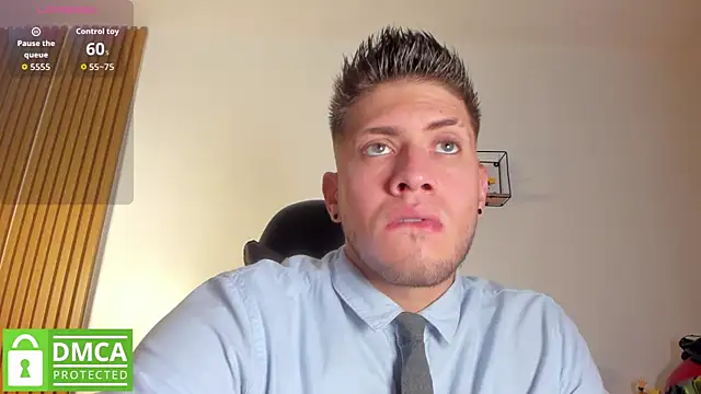 Snapshot of SebastianMaximoff_ chatting on May 2026 07:33:01 PM SebastianMaximoff online show from May 2026 07:33:01 PM