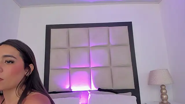 SussyFox online show from April 2026 03:48:01 AM