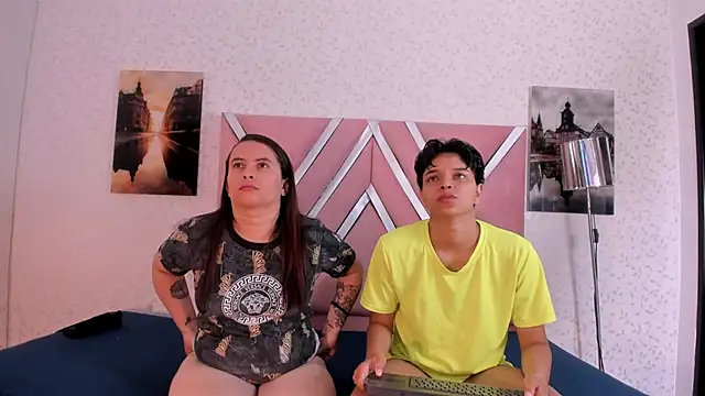 natasha and zoe online show from March 2026 11:16:01 AM