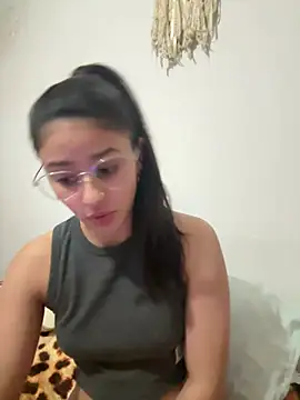 madison90 online show from May 2026 01:03:02 AM