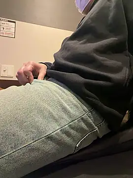 yuuuuusuke00 online show from February 2026 01:23:02 AM