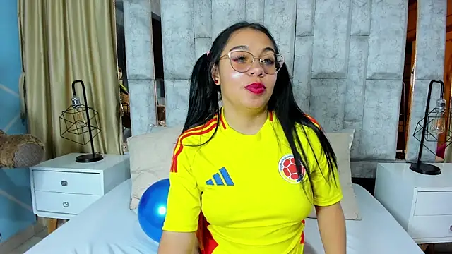 amy noa online show from June 2026 03:51:02 AM