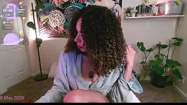 Snapshot of gunzinrose chatting on May 2026 02:55:01 PM gunzinrose online show from May 2026 02:55:01 PM