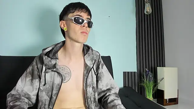 Lio      online show from February 2026 03:16:02 AM