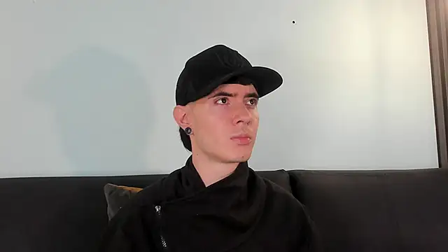 Lio      online show from March 2026 09:44:02 PM