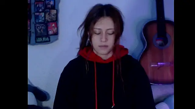 Lametaleralatina online show from April 2026 04:01:01 PM