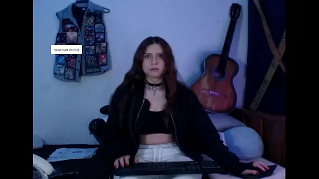 Lametaleralatina online show from April 2026 02:01:02 PM