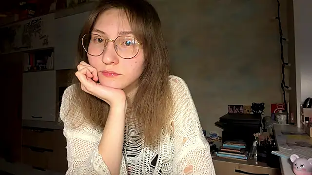 Miaaa Moon online show from February 2026 04:13:01 PM