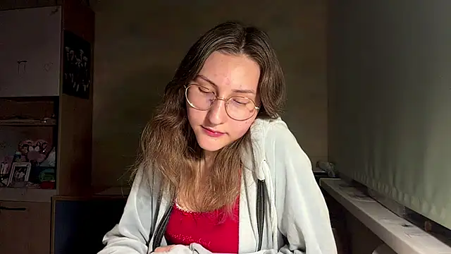 Miaaa Moon online show from June 2026 07:16:02 PM