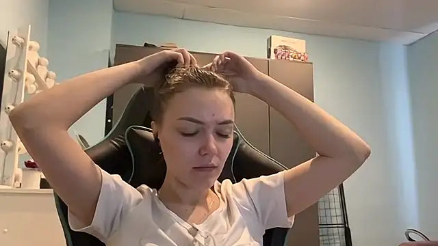 AndreeMerryman online show from April 2026 03:09:02 AM