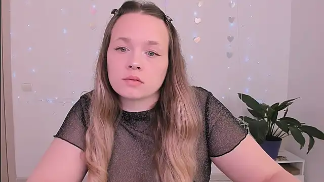 Snapshot of evilla_brill chatting on May 2026 08:30:02 AM evilla brill online show from May 2026 08:30:02 AM