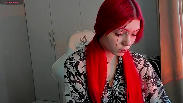 Leah Castro online show from February 2026 05:07:02 AM