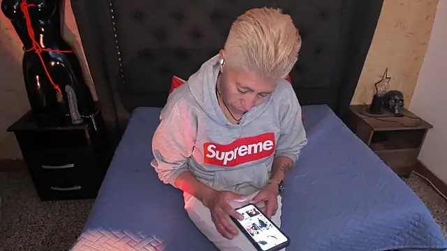 Kali Panther online show from April 2026 06:10:01 PM