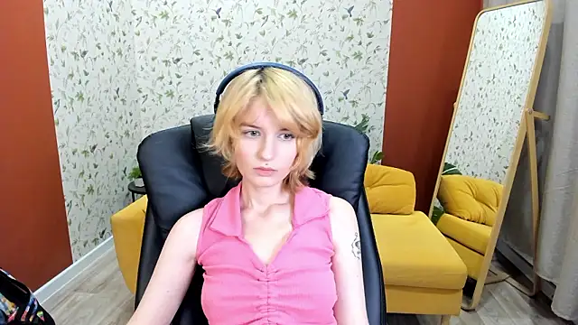 Akimo  online show from February 2026 01:21:02 PM