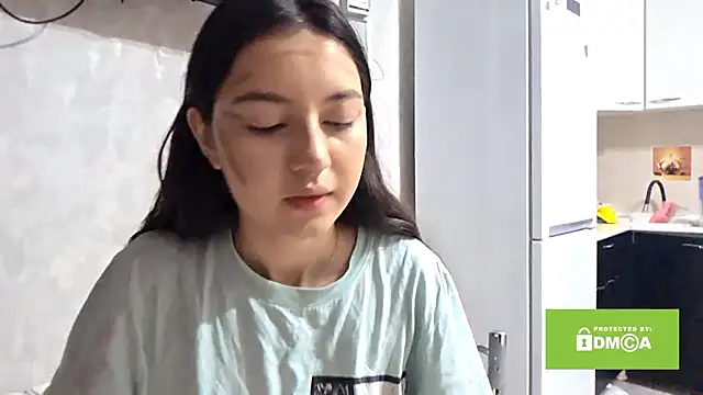 Snapshot of ZyntraLoom chatting on February 2026 12:15:02 PM ZyntraLoom online show from February 2026 12:15:02 PM