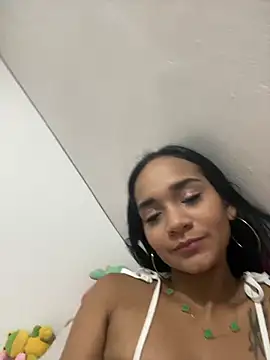 Maria x Alejandra online show from March 2026 10:20:01 PM