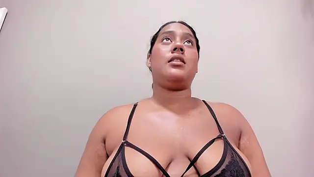 Nico Hillx online show from May 2026 09:20:02 PM