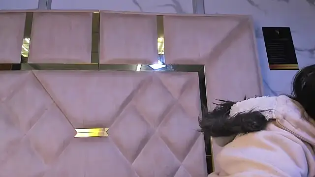 KendallArdent online show from April 2026 01:50:01 PM