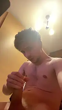 Incolinco07 online show from February 2026 06:31:01 PM