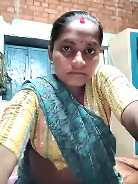 Snapshot of Gungun_thakur chatting on August 2026 03:21:02 PM Gungun thakur online show from August 2026 03:21:02 PM