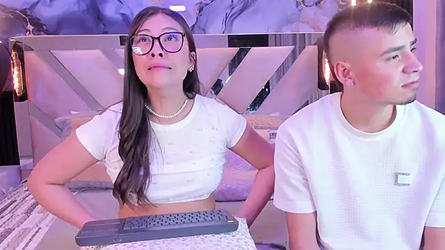 ChloeandAdam online show from February 2026 04:41:01 AM