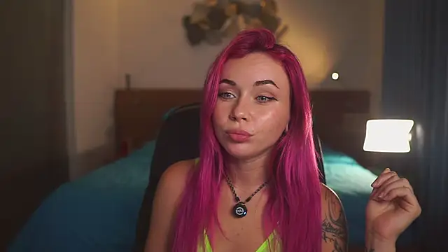 Sarah Pink online show from March 2026 12:23:02 PM