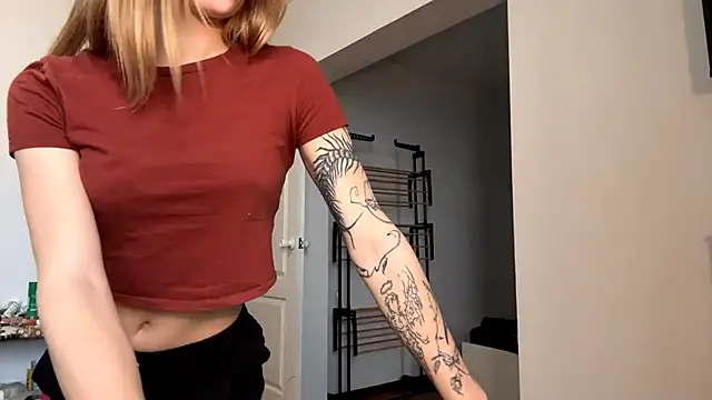 Tiffany Muse online show from February 2026 06:40:02 AM