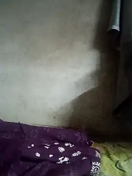 Annuhot143 online show from April 2026 04:37:01 AM