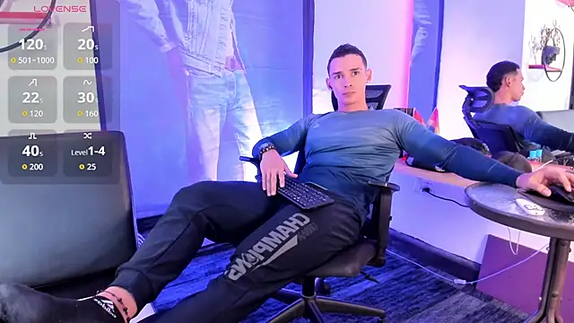 CRISTHIAN WOLF1 online show from July 2026 02:19:02 PM